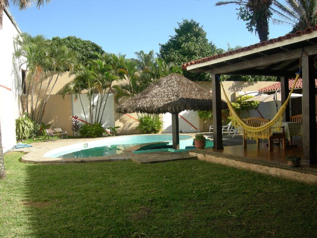 Hostal Los Aventureros Santa Cruz de La Sierra Exterior photo