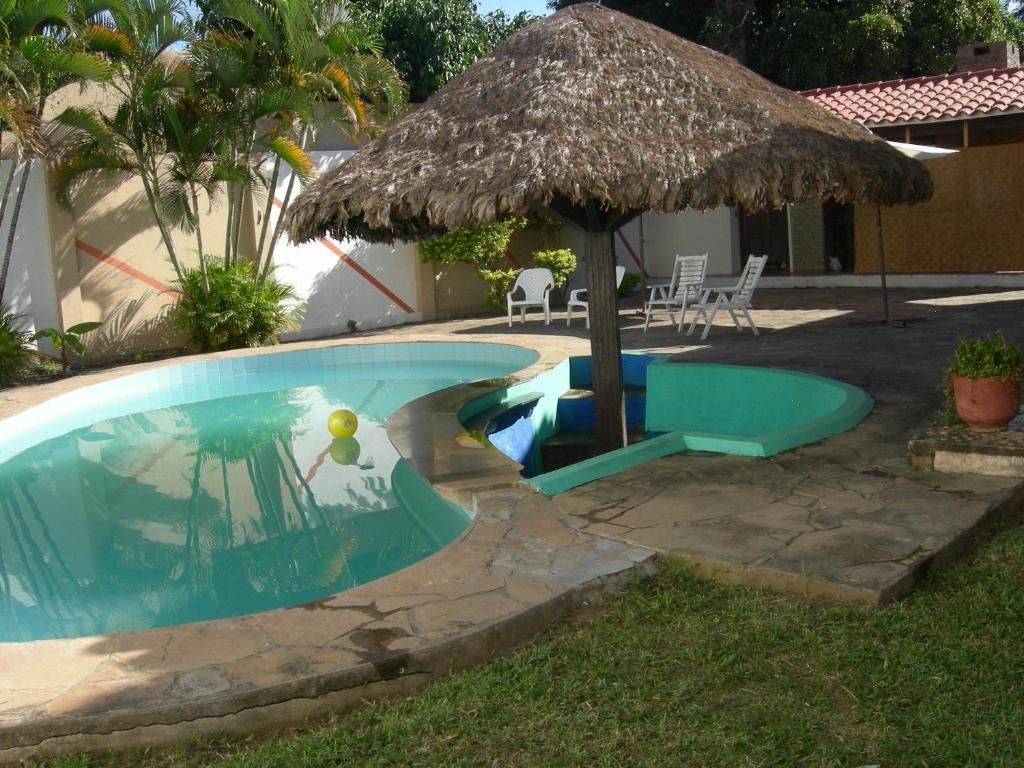 Hostal Los Aventureros Santa Cruz de La Sierra Exterior photo