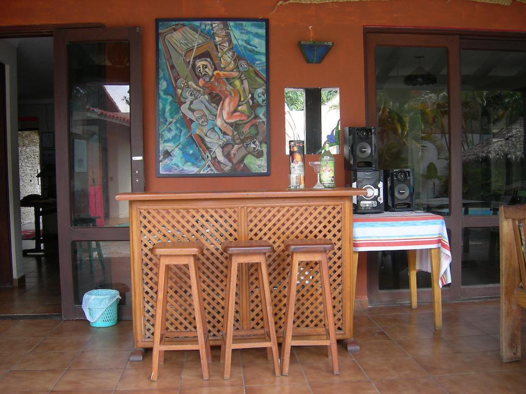 Hostal Los Aventureros Santa Cruz de La Sierra Exterior photo