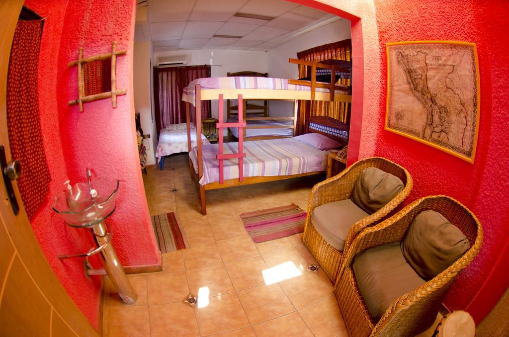Hostal Los Aventureros Santa Cruz de La Sierra Room photo